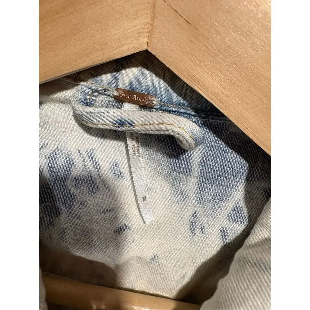 Free People Bleach Wash Denim Jacket Blue White Tie Dye Trucker Jacket Medium